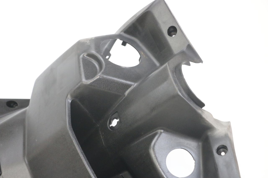 photo de TABLIER INTERIEUR MBK FLAME X 125 (2004 - 2007) - Vue rapprochée