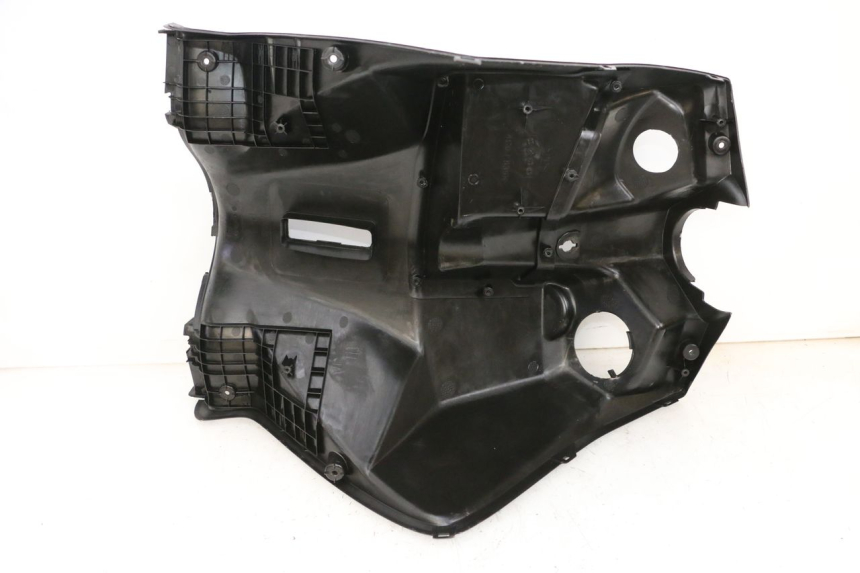 photo de TABLIER INTERIEUR MBK FLAME X 125 (2007 - 2016) - Points de fixation