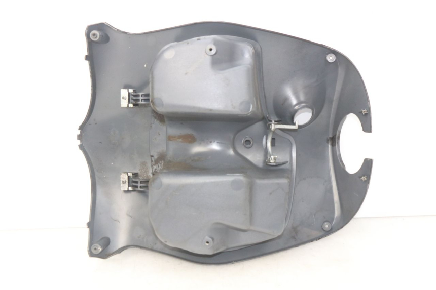 photo de TABLIER INTERIEUR PIAGGIO FLY 125 (2005 - 2012) - État de surface