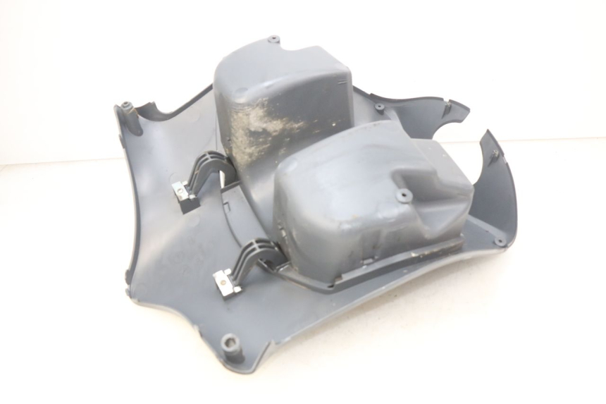 photo de TABLIER INTERIEUR PIAGGIO FLY 100 (2006 - 2010) - Autre angle de vue