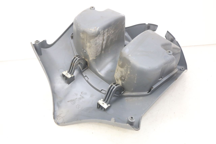 photo de TABLIER INTERIEUR PIAGGIO FLY 100 (2006 - 2010) - Autre angle de vue