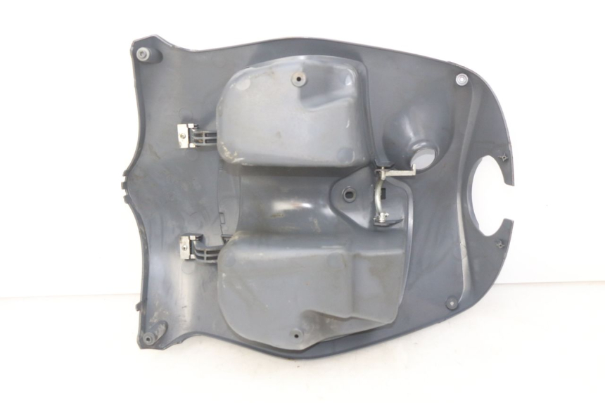 photo de TABLIER INTERIEUR PIAGGIO FLY 100 (2006 - 2010) - Vue d’ensemble