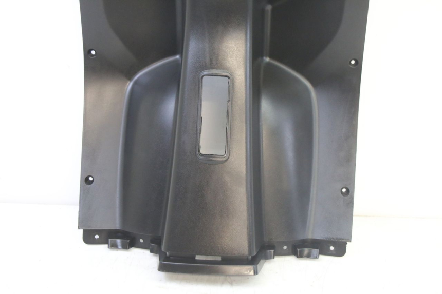 photo de TABLIER INTERIEUR VENESI FLY RETRO 4T 50 (2020 - 2025) - Gros plan technique