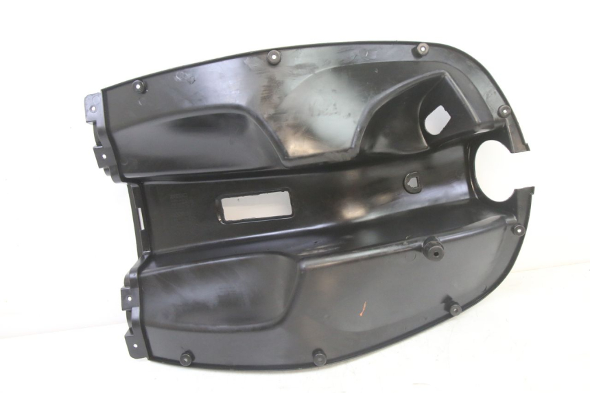 photo de TABLIER INTERIEUR VENESI FLY RETRO 4T 50 (2020 - 2025) - Vue d’ensemble