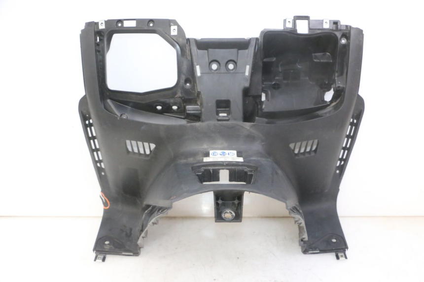 photo de TABLIER INTERIEUR HONDA FORZA ABS 300 (2013 - 2017) - Vue principale