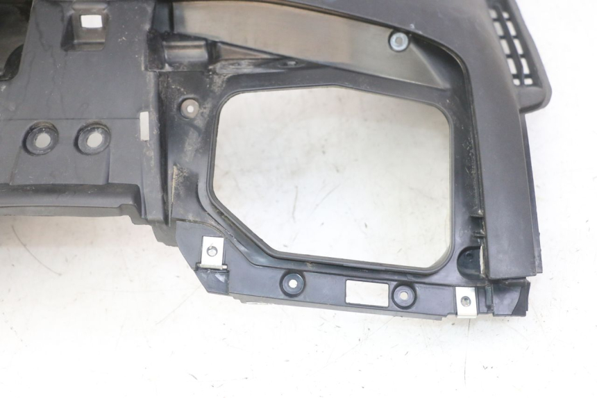 photo de TABLIER INTERIEUR HONDA FORZA ABS 300 (2013 - 2017) - Détail de la pièce