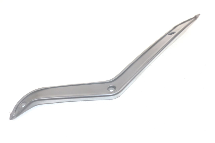 photo de TABLIER INTERIEUR GAUCHE KAWASAKI GTR 1000 (1994 - 2004) - Autre angle de vue