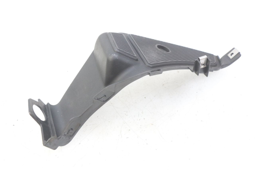 photo de TABLIER INTERIEUR GAUCHE GILERA RUNNER SP 50 (2009 - 2017) - Autre angle de vue