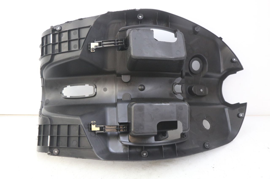 photo de TABLIER INTERIEUR JM MOTORS GT LINE 4T 50 (2021 - 2023) - Points de fixation