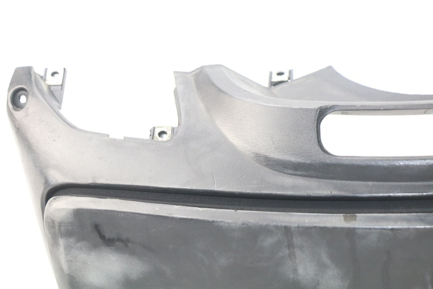 photo de TABLIER INTERIEUR SYM GTS EVO 125 (2009 - 2013) - Détails caractéristiques