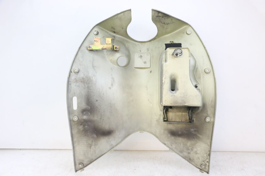 photo de TABLIER INTERIEUR HONDA NES AROBASE 125 (2000 - 2003) - État de surface