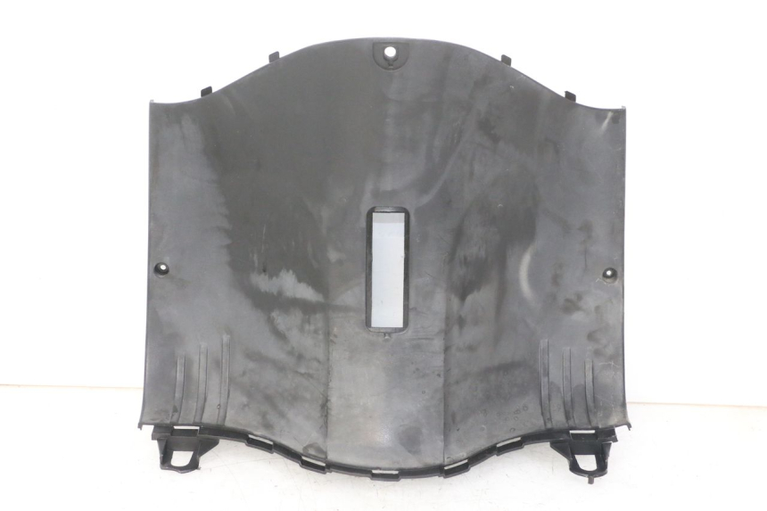 photo de TABLIER INTERIEUR INFERIEUR DAELIM BESBI 125 (2007 - 2008) - Vue principale