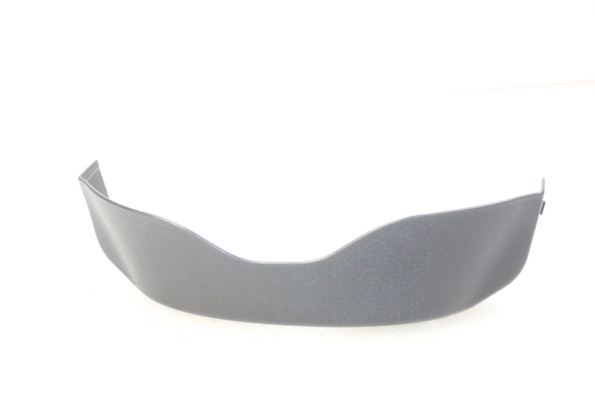 photo de TABLIER INTERIEUR INFERIEUR PIAGGIO FLY 2T 50 (2004 - 2017) - Vue principale