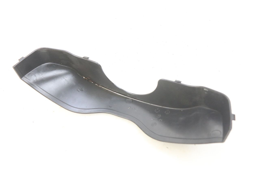 photo de TABLIER INTERIEUR INFERIEUR PIAGGIO FLY 2T 50 (2004 - 2017) - Zoom état d’usage