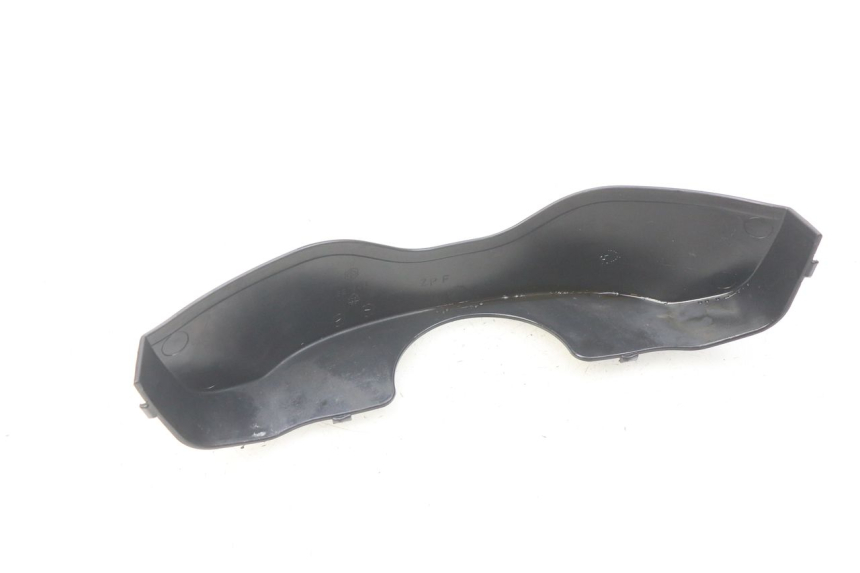 photo de TABLIER INTERIEUR INFERIEUR PIAGGIO FLY 2T 50 (2004 - 2017) - Autre angle de vue