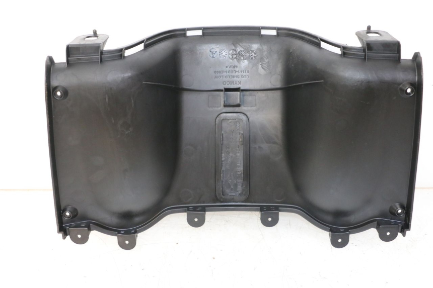 photo de TABLIER INTERIEUR INFERIEUR KYMCO PEOPLE S 125 (2000 - 2008) - Détail de la pièce