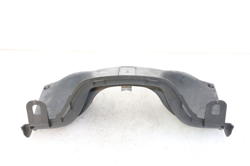 photo de TABLIER INTERIEUR INFERIEUR KYMCO PEOPLE S 125 (2000 - 2008) - Autre angle de vue