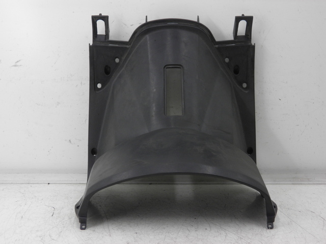 photo de TABLIER INTERIEUR INFERIEUR PEUGEOT V-CLIC VCLIC 50 (2007 - 2013) - Zoom état d’usage