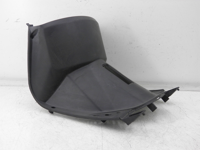 photo de TABLIER INTERIEUR INFERIEUR PEUGEOT V-CLIC VCLIC 50 (2007 - 2013) - Autre angle de vue