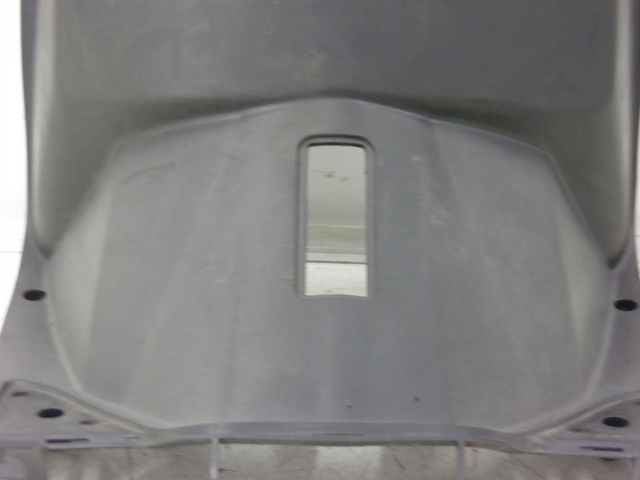 photo de TABLIER INTERIEUR INFERIEUR PEUGEOT V-CLIC VCLIC 50 (2007 - 2013) - Gros plan technique