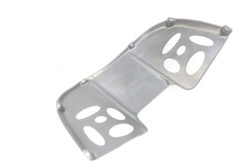 photo de TABLIER INTERIEUR INFERIEUR APRILIA SCARABEO 100 (2003 - 2012) - Zoom état d’usage