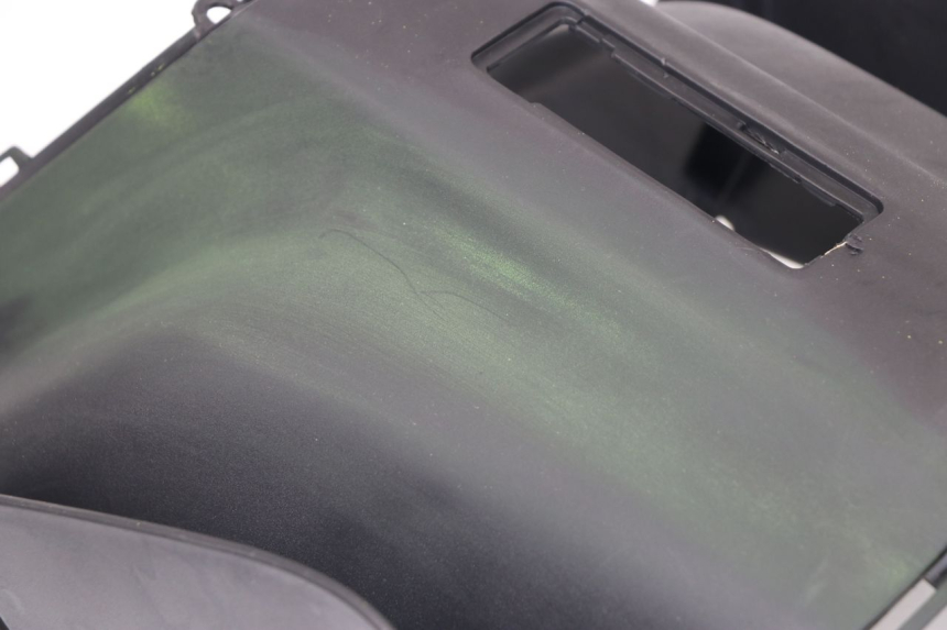 photo de TABLIER INTERIEUR INFERIEUR SYM SYMPLY 4T 50 (2012 - 2015) - État de surface