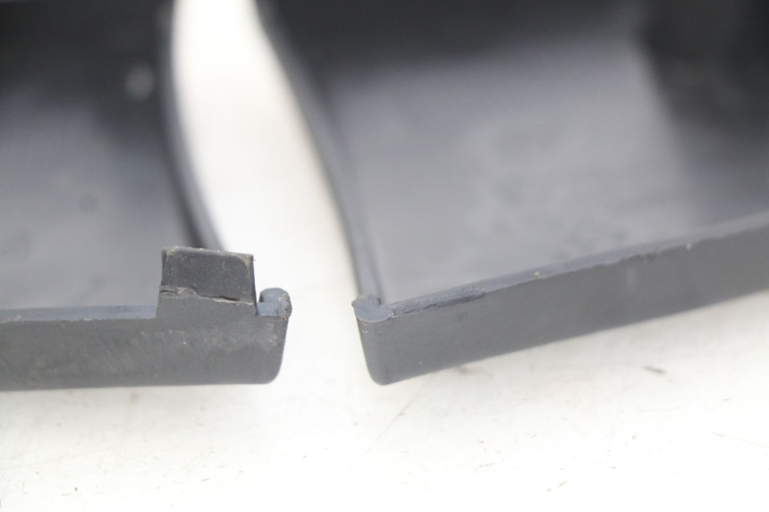 photo de TABLIER INTERIEUR INFERIEUR PIAGGIO VESPA PRIMAVERA 2T 50 (2013 - 2018) - Vue d’ensemble