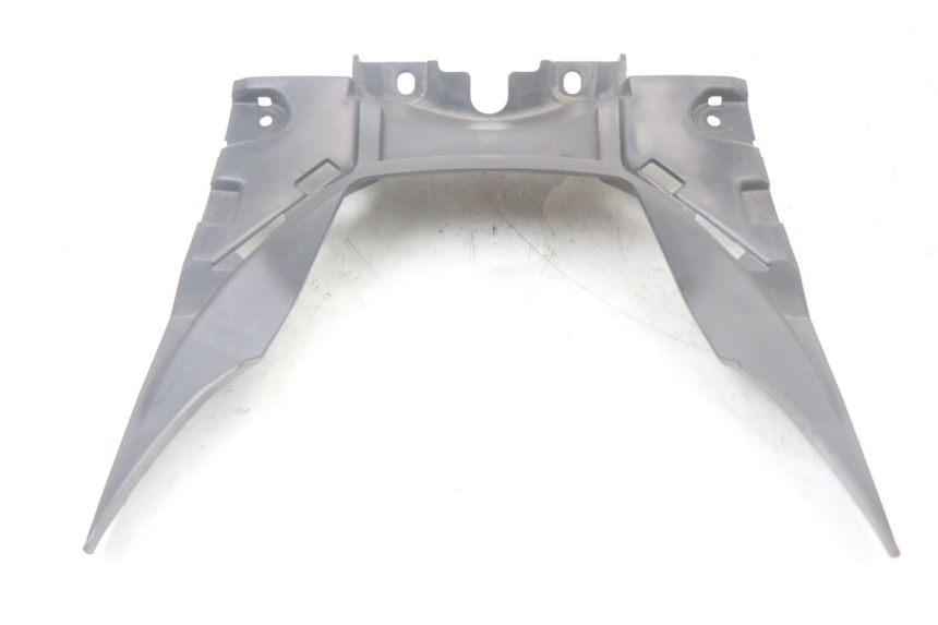 photo de TABLIER INTERIEUR INFERIEUR YAMAHA XMAX X-MAX ABS 125 (2017 - 2020) - Autre angle de vue