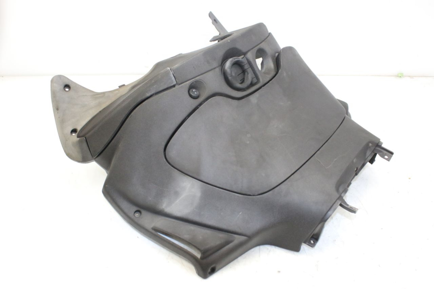 photo de TABLIER INTERIEUR INFERIEUR PIAGGIO X9 EVOLUTION 250 (2003 - 2007) - Vue d’ensemble