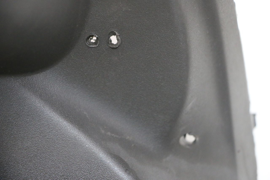 photo de TABLIER INTERIEUR PEUGEOT JET FORCE CARBU 50 (2003 - 2016) - Angle alternatif