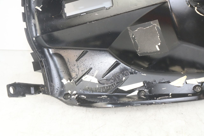 photo de TABLIER INTERIEUR SYM JET SPORT XR 50 (2006 - 2015) - Points de fixation