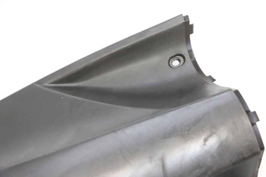 photo de TABLIER INTERIEUR PEUGEOT KISBEE 2T 50 (2010 - 2017) - Détails caractéristiques