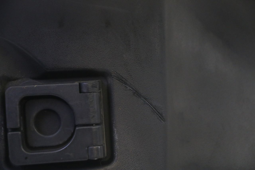 photo de TABLIER INTERIEUR PEUGEOT KISBEE 4T 50 (2018 - 2022) - Points de fixation