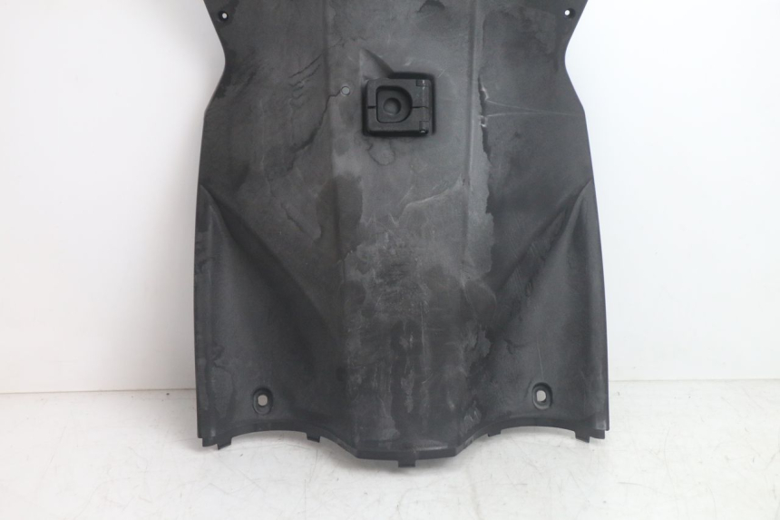 photo de TABLIER INTERIEUR PEUGEOT KISBEE 4T 50 (2018 - 2022) - Autre angle de vue