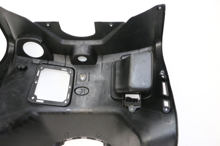 photo de TABLIER INTERIEUR KYMCO XCITING 500 (2007 - 2010) - Zoom état d’usage