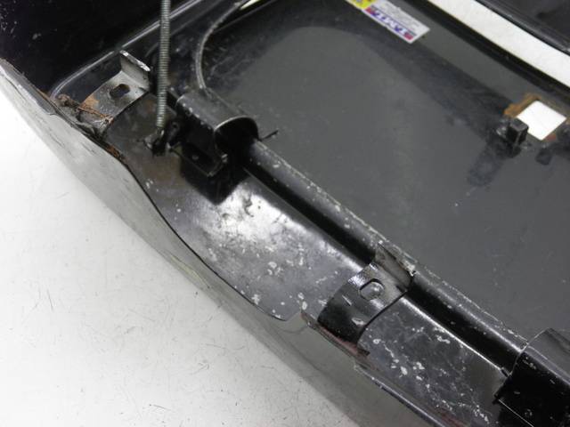 photo de TABLIER INTERIEUR LML DLX 2T 125 (2008) - Zoom état d’usage