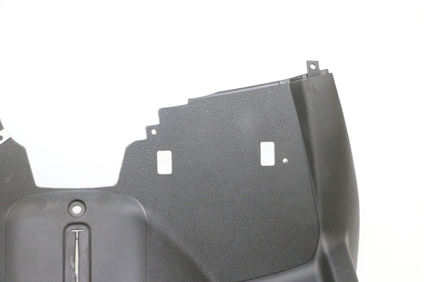 photo de TABLIER INTERIEUR PIAGGIO MP3 500 (2016 - 2018) - Aperçu profil