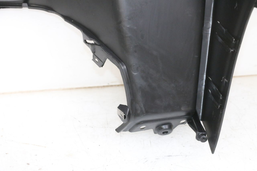 photo de TABLIER INTERIEUR PIAGGIO MP3 500 (2016 - 2018) - Vue d’ensemble