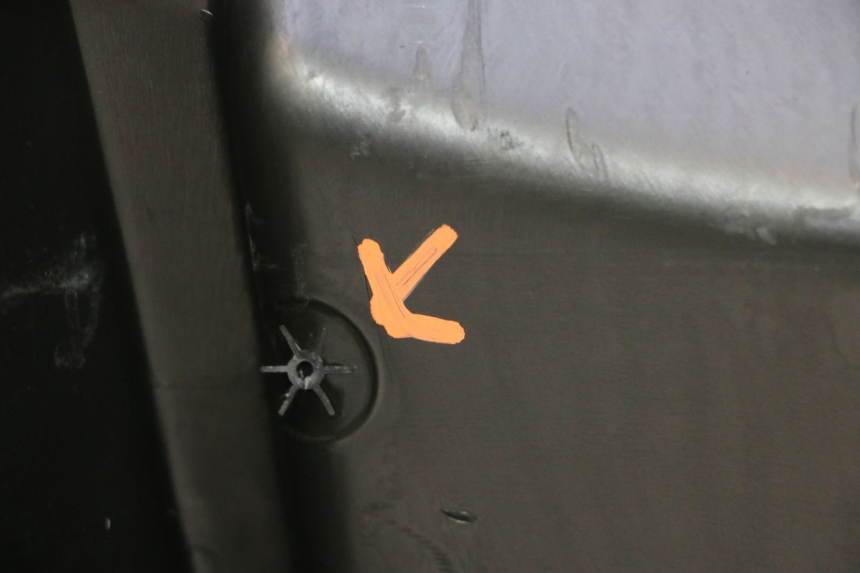 photo de TABLIER INTERIEUR PIAGGIO MP3 RL 250 (2006 - 2010) - Pièce contrôlée