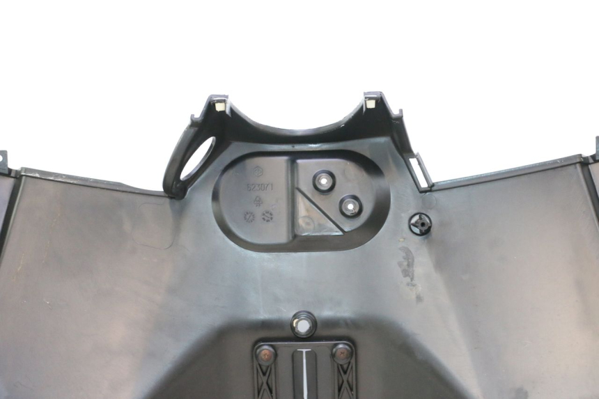 photo de TABLIER INTERIEUR PIAGGIO MP3 125 (2006 - 2014) - Détail de la pièce