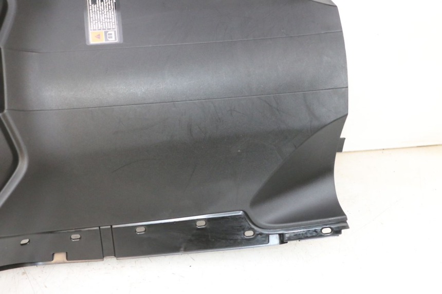 photo de TABLIER INTERIEUR YAMAHA NEO'S CORE 1 (2022 - 2026) - Vue d’ensemble