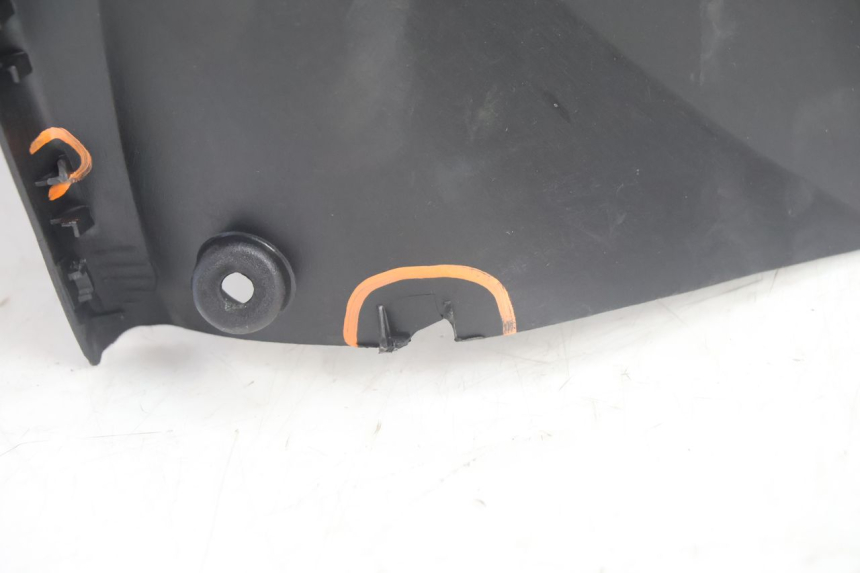 photo de TABLIER INTERIEUR YAMAHA NEO'S NEOS 2T 50 (1998 - 2007) - Inspection visuelle