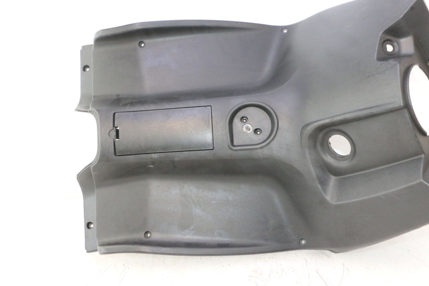 photo de TABLIER INTERIEUR PIAGGIO NEW TYPHOON 50 (2018 - 2021) - Autre angle de vue