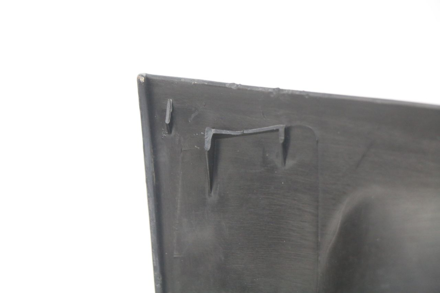 photo de TABLIER INTERIEUR GILERA NEXUS 125 (2009 - 2013) - Détail de la pièce