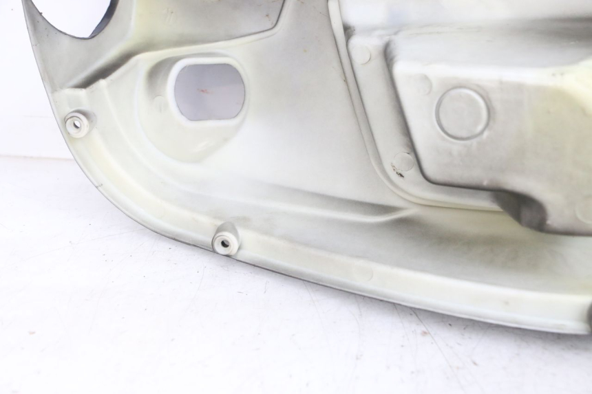 photo de TABLIER INTERIEUR JM MOTORS OLDIES GT 4T 50 (2018 - 2025) - Points de fixation