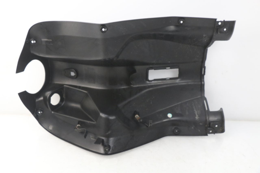 photo de TABLIER INTERIEUR SYM ORBIT 2 4T 50 (2018 - 2022) - Gros plan technique