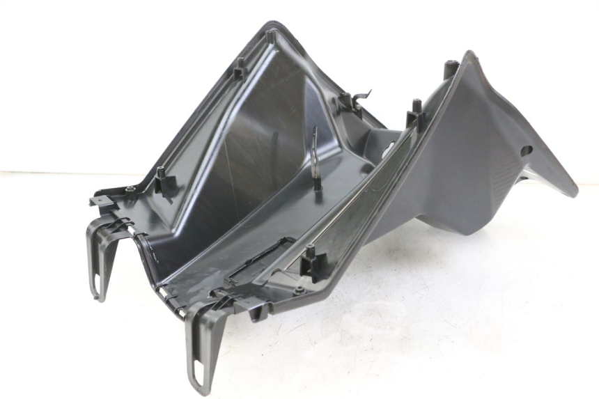 photo de TABLIER INTERIEUR SYM ORBIT III 3 4T 50 (2021 - 2025) - Détail de la pièce