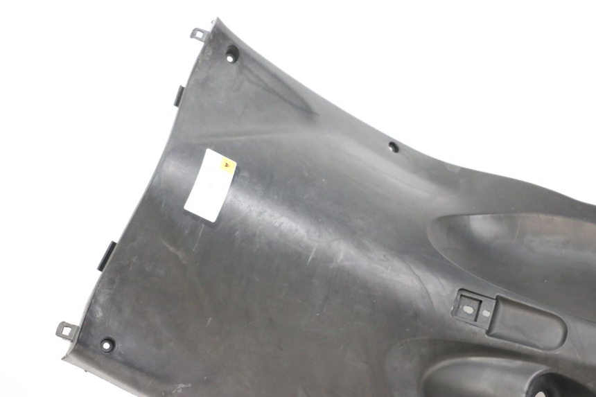 photo de TABLIER INTERIEUR MBK OVETTO ONE 2T 50 (2013 - 2017) - Points de fixation