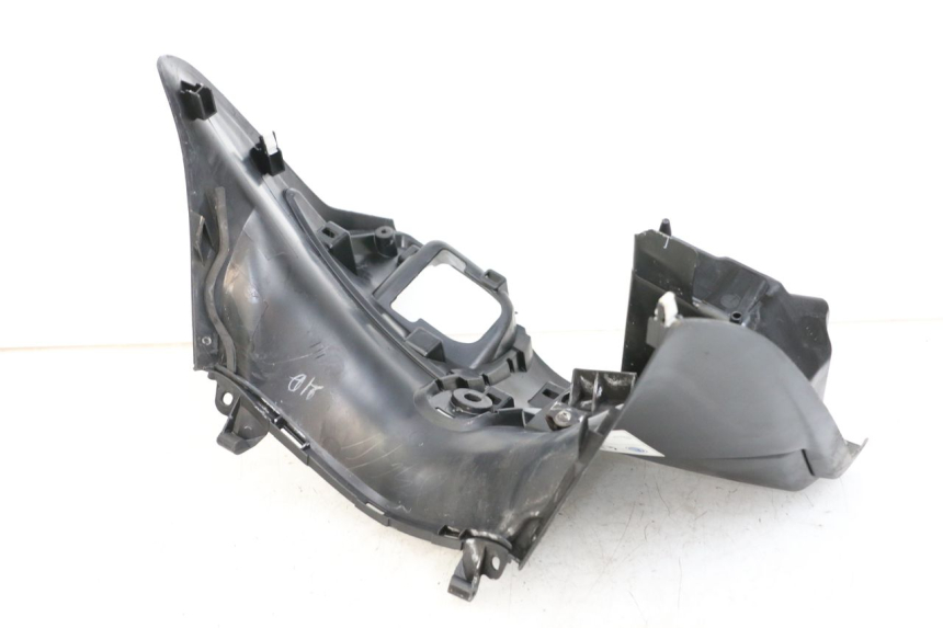 photo de TABLIER INTERIEUR HONDA PCX (JF47) 125 (2012 - 2013) - État de surface