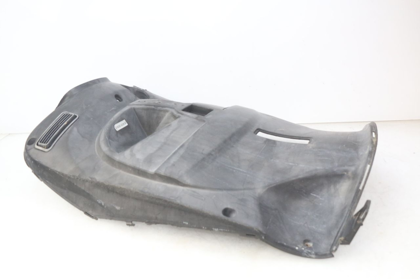 photo de TABLIER INTERIEUR KYMCO PEOPLE 250 (2004 - 2008) - Zoom état d’usage